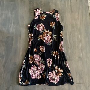 BCX Black Floral Sleeveless Dress